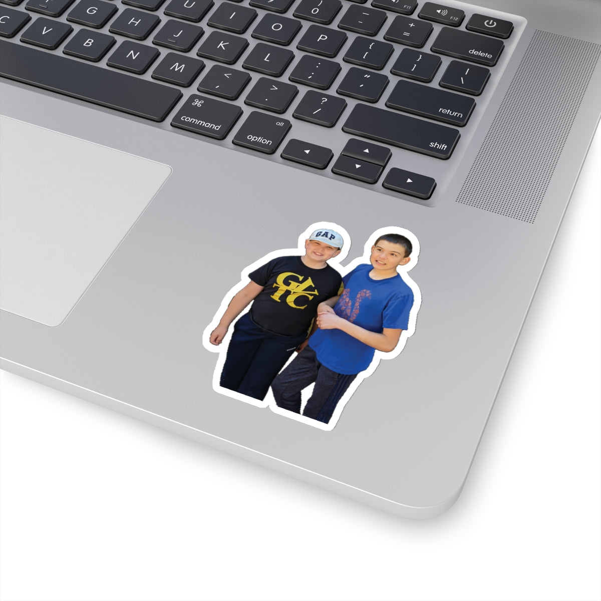 114-6907969-6939405_33-removebg-preview