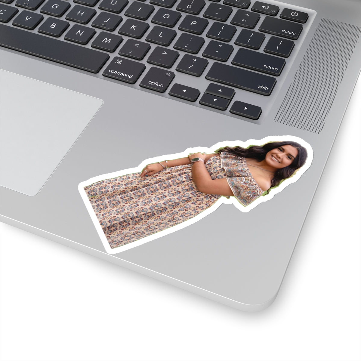 112-3666019-8721845_22-removebg-preview
