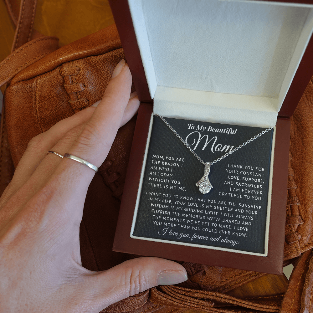Necklace for Mom on Mothers day - Birthday Gìts to my Mom on Christmas gift Thank Mom gifts for Mother - You are my Sunshine in my life Mom Necklace