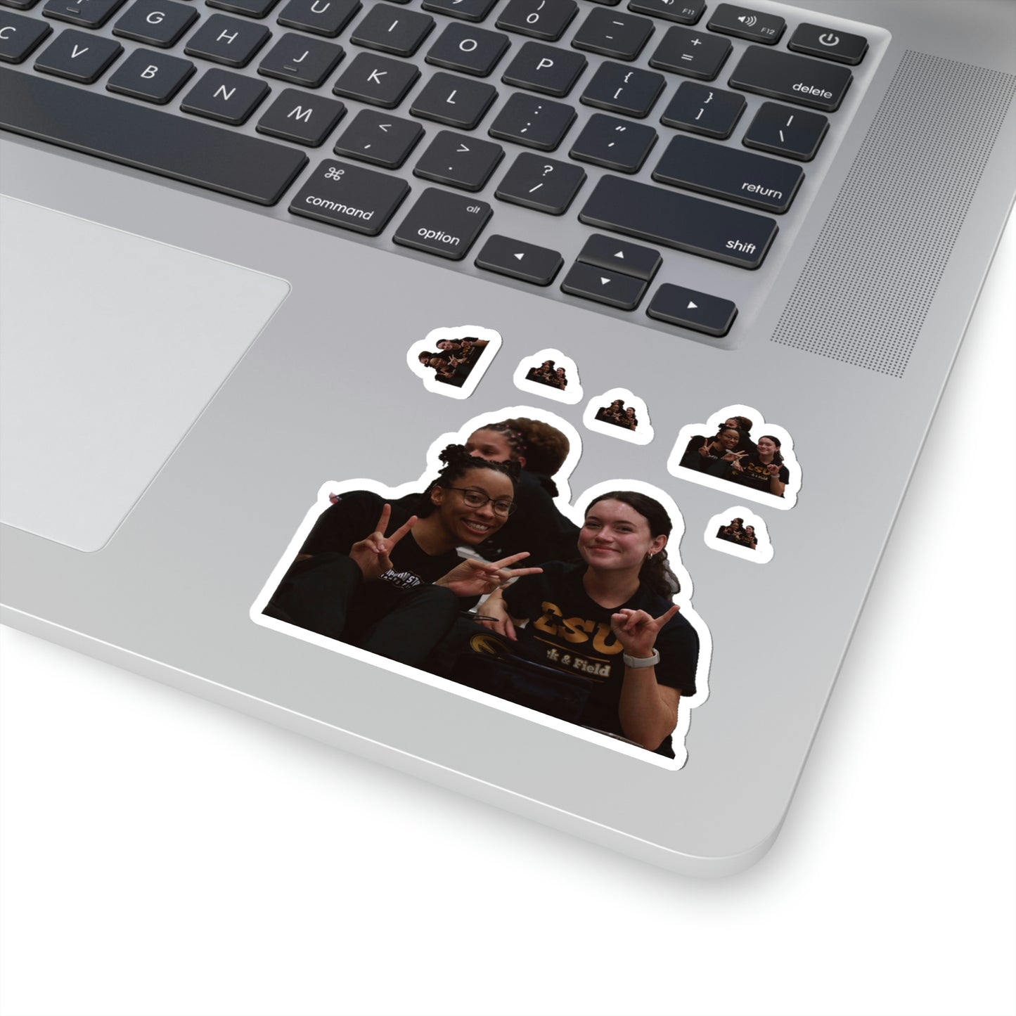 114-0381097-9641069_3x3-removebg-preview