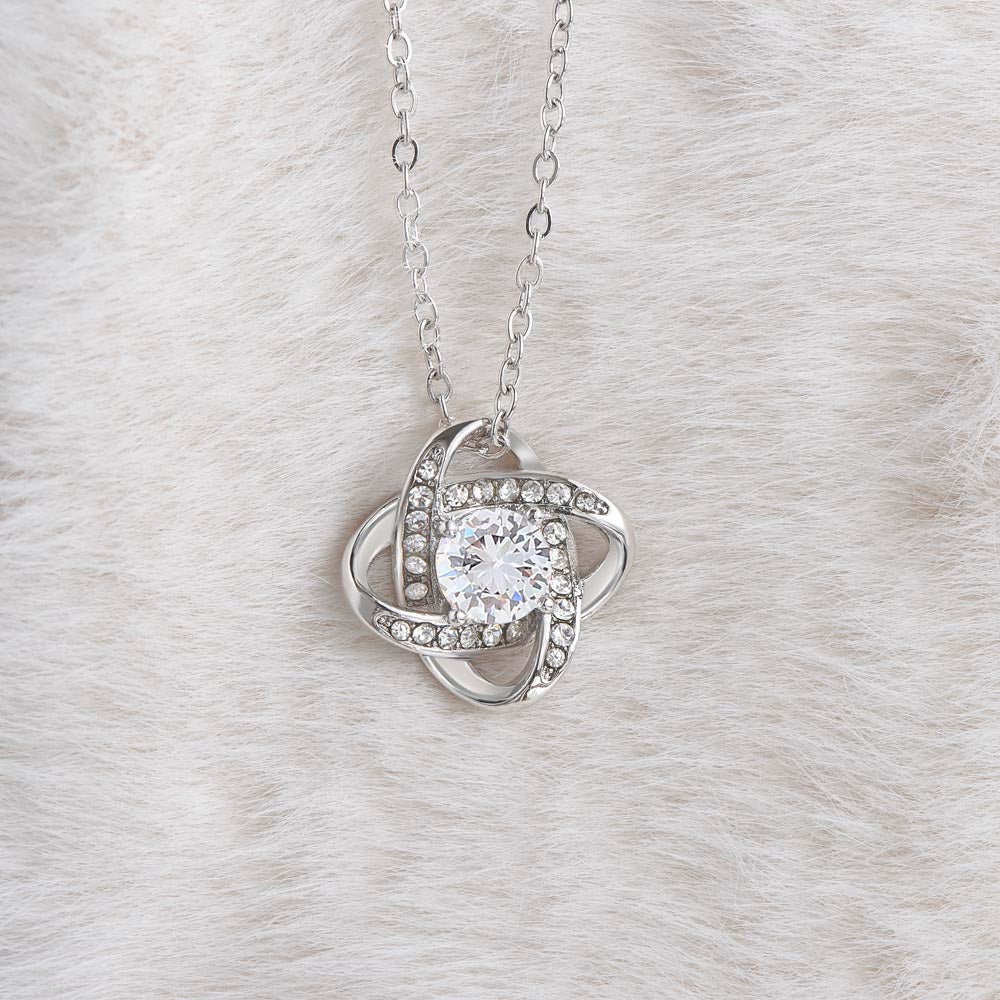 necklace aunt 1