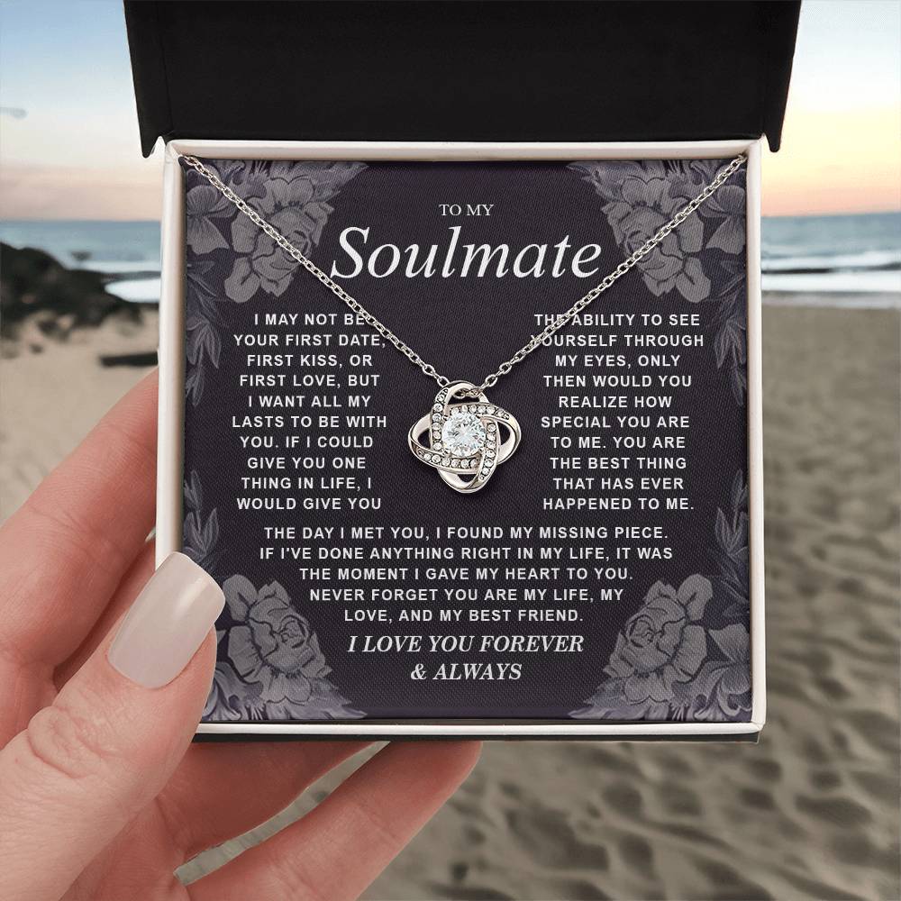 To My Soulmate Necklace Gift for Wife, Girlfriend, Fiancée - Anniversary, Valentine's Day Necklace Gift Soul Mates Gift, Soulmate Jewelry Birthday Gifts From Husband Knot Necklace for Granddaughter Vippppp