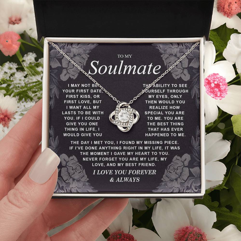 To My Soulmate Necklace Gift for Wife, Girlfriend, Fiancée - Anniversary, Valentine's Day Necklace Gift Soul Mates Gift, Soulmate Jewelry Birthday Gifts From Husband Knot Necklace for Granddaughter Vippppp