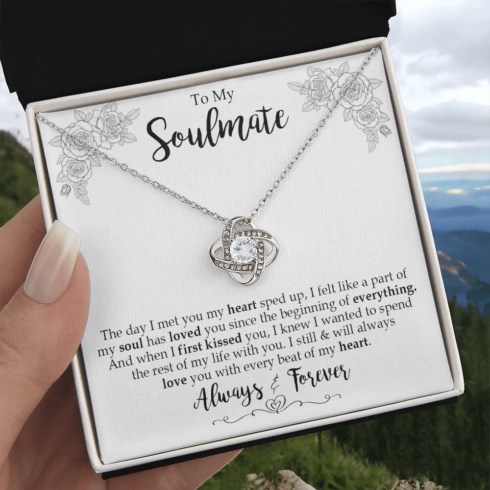 to my soulmate the day Knot Necklace Template Silver coanh Main up AMZVippppp