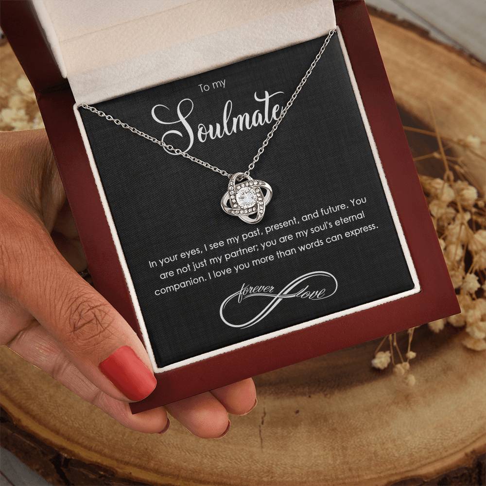 to my soulmate in you Knot Necklace Template Silver coanh Main up AMZVippppp