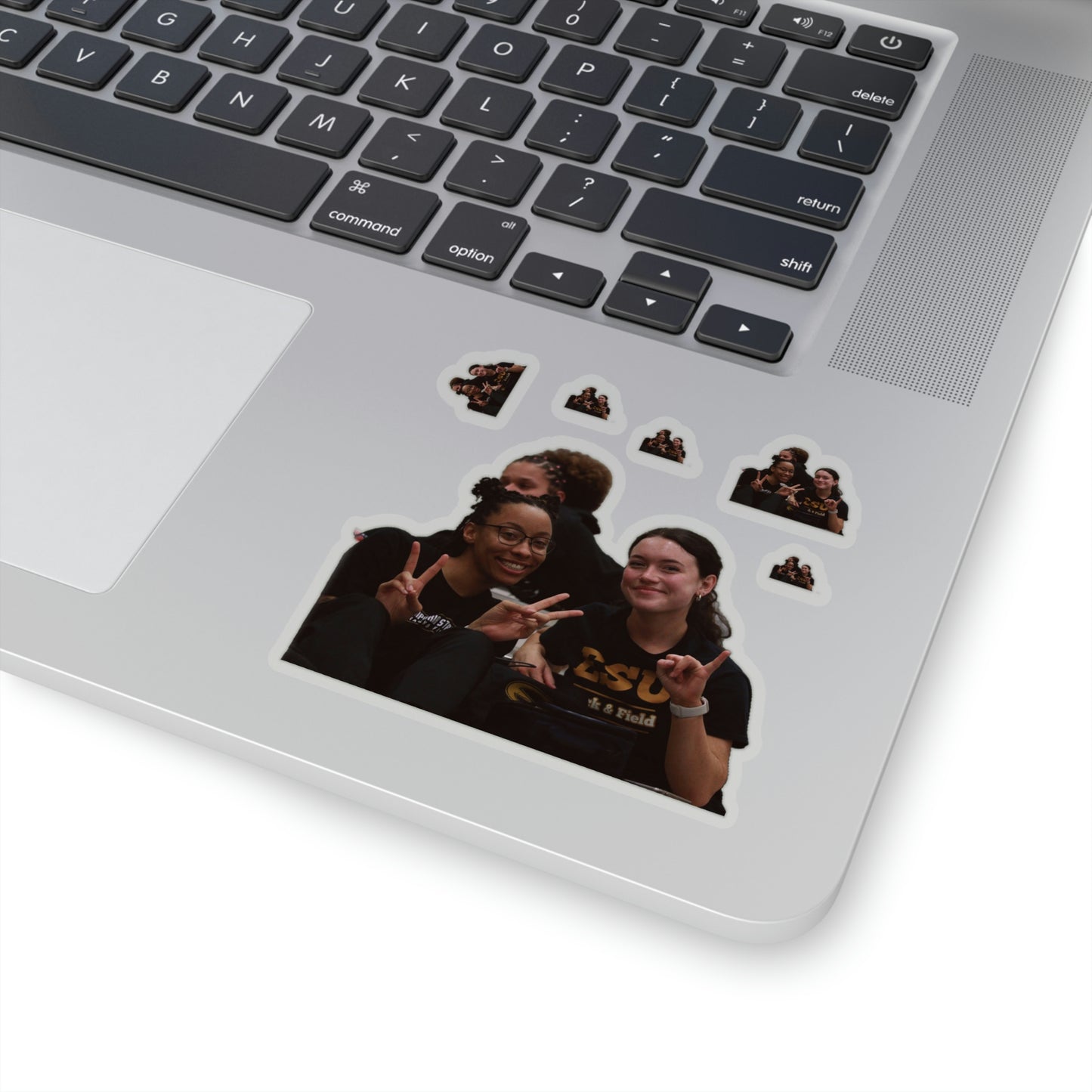 114-0381097-9641069_3x3-removebg-preview