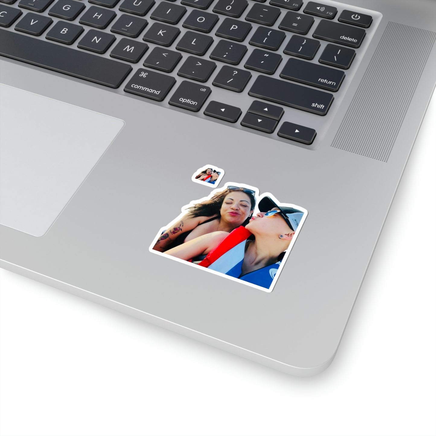114-0132977-7889812_22_3-removebg-preview