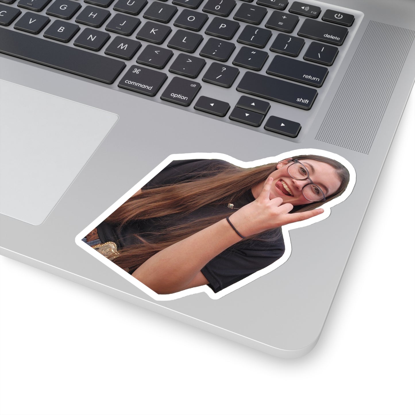 114-8759842-4011465_44-removebg-preview