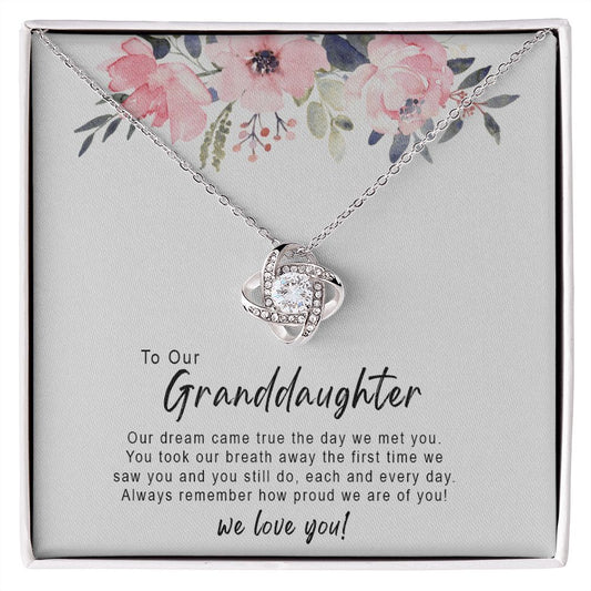 NECKLACE-GRANDDAUGHTER-DUCVIN100922-01 	 Granddaughter Gifts, Grandma And Granddaughter, Granddaughter Gift From Grandpa, Granddaughter Graduation Card, G